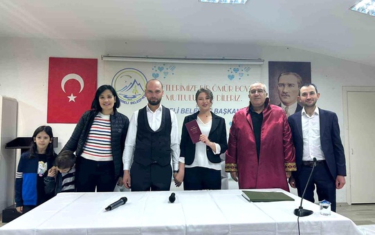 Denizli'nin Çameli ilçesinde yılın son nikahı kıyıldı