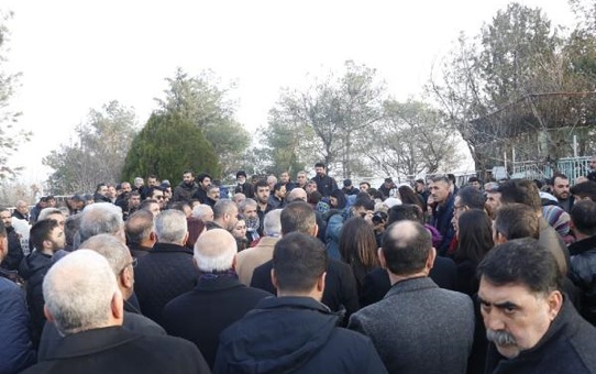 Selahattin Demirtaş'ın babası toprağa verildi