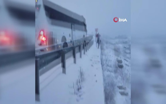 Karsta zincirleme trafik kazası: 2 ölü, 8 yaralı