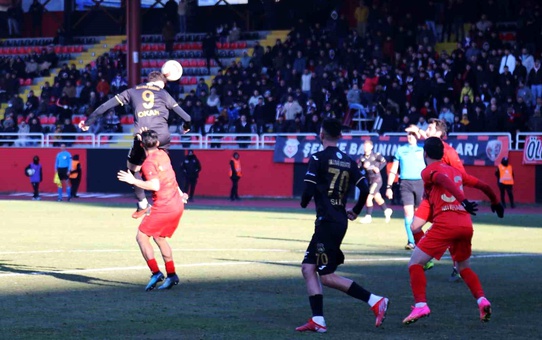 Kastamonuspor, Etimesgut Belediyespor'a 1-0 mağlup oldu