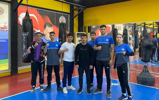 Adana'nın Kozan ilçesinden 6 boksör Türkiye Ferdi Boks Şampiyonası'nda mücadele edecek