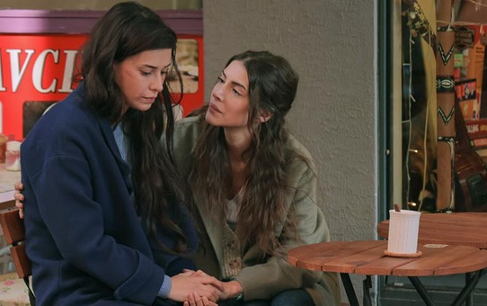Diziler peş peşe final yapıyor! Ne Gemiler Yaktım da ekran macerasını bitiriyor