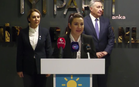 İyi Parti Menderes Belediye Başkan Adayı Ergun Özgün: 'İzmir'e Mesai Harcamaya Mecburiyetimiz Var, İzmir'in de Bize İhtiyacı Var'