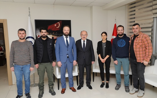 Sakarya Valisi Yaşar Karadeniz, Anadolu Ajansı Sakarya Bölge Müdürlüğünü ziyaret etti