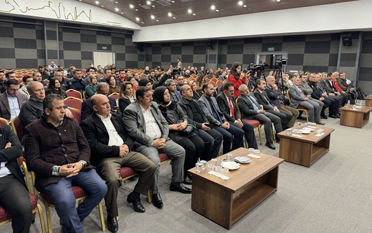 Elazığ'da Deprem Riskiyle Yüzleşmek Paneli Düzenlendi