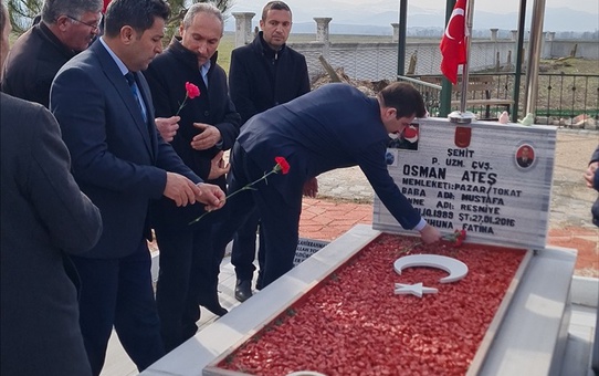 Şehit Piyade Uzman Çavuş Osman Ateş, kabri başında anıldı