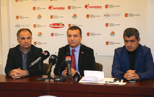 Anadolu Ajansı Antalya Bölge Müdürlüğü ekibinden 2 gazeteci AGC Basın Ödülleri'nde ödül kazandı