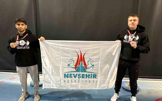 Nevşehir Belediyesi Gençlik ve Spor Kulübü Halter Takımı Sporcuları Bronz Madalya Kazandı