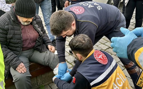 Trabzon'da sahipsiz köpeğin ısırması sonucu yaralanan kişi tedavi altına alındı