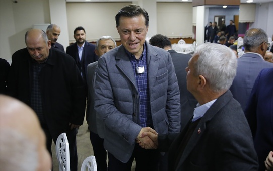 Nebi Hatipoğlu, Seyitgazi'de muhtarlar ve vatandaşlarla buluştu