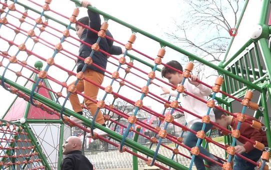 Teoman Özalp Parkı, yenilenen yüzüyle hizmette