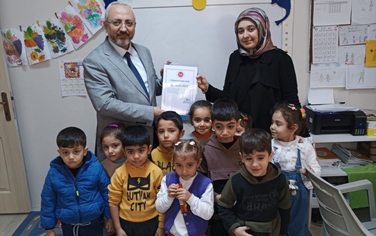 Eyyübiye İlçe Müftülüğü Hüseyin Oruç Kur'an Kursu Öğrencileri Filistin İçin Bağış Yaptı