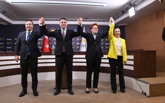 İYİ Parti İzmir ilçe belediye başkan adayları açıklandı