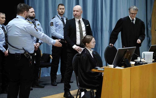 Norveç'te 77 kişiyi katleden teröristin tecrit davası kaybedildi