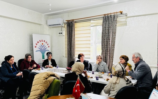 Sakarya'da Lösemi ve Kanser Hastaları Sağlık Eğitim Derneği'nin 21. yılı kutlandı