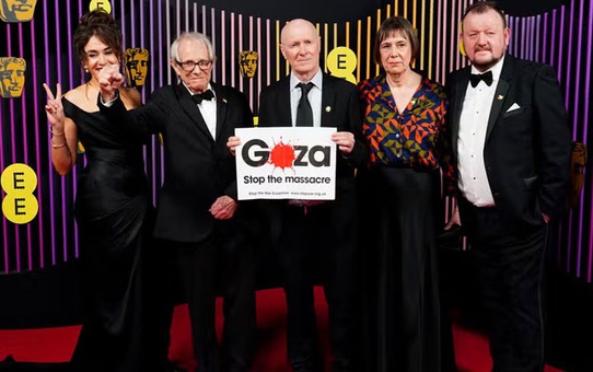 Yönetmen Ken Loach'tan BAFTA ödül töreninde 'Gazze Katliamı Durdurun' mesajı