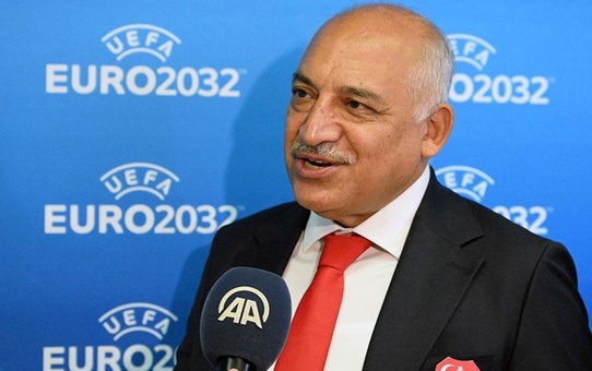 Galatasaray'ın eski yöneticisi Mehmet Büyükekşi'nin ihracını istiyor