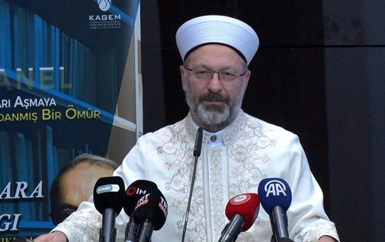 Diyanet İşleri Başkanı Erbaş, Ustalara Saygı Paneli'ne katıldı