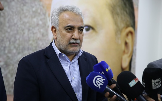 AK Parti Genel Başkan Yardımcısı Erkan Kandemir, Siirt'te parti teşkilatıyla toplantı gerçekleştirdi