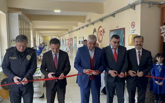 Eskil'de Cumhuriyet İlkokulu'nda Akıl ve Zeka Oyunları Sınıfı Açıldı