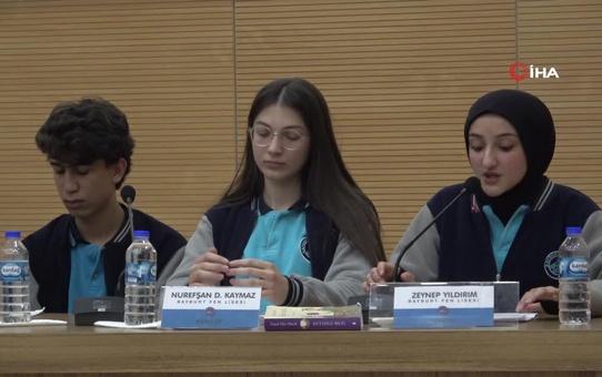 Bayburt Fen Lisesi öğrencilerden Kutadgu Bilig paneli