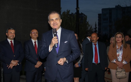 AK Parti Sözcüsü Çelik, CHP Genel Başkanı Özel'i eleştirdi