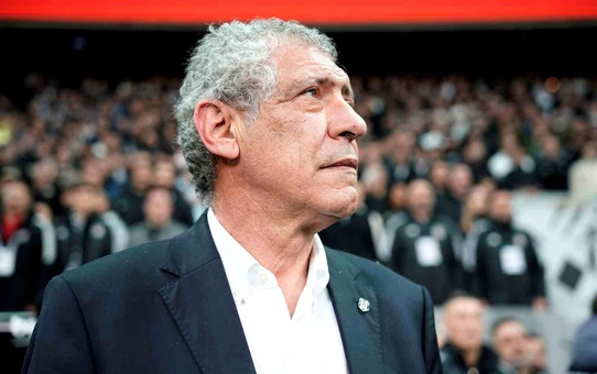 Beşiktaş, yabancı teknik direktörlerin görev aldığı dönemde Galatasaray'a galibiyet alamadı
