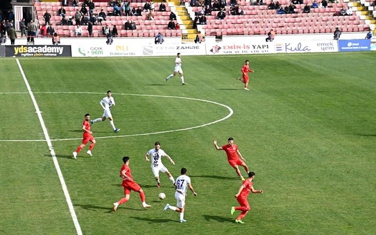 Balıkesirspor, Orduspor 1967'ye 4-1 mağlup oldu