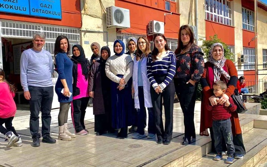 Kozan'da Aile Destek Merkezi'nde Kadınlar Meslek Sahibi Oldu