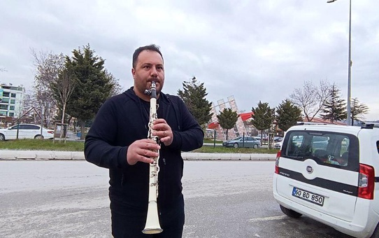 Tokat Gönüllü Turizm Elçileri, 8 Mart Dünya Kadınlar Günü'nde Hıdırlık Köprüsü'nde mini konser düzenledi