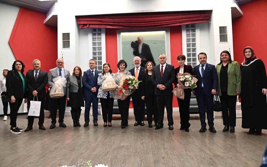 Manisa Büyükşehir Belediyesi 8 Mart Dünya Kadınlar Günü Buluşması düzenledi