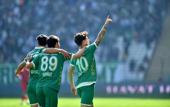 Bursaspor, Serik Belediyespor ile berabere kaldı
