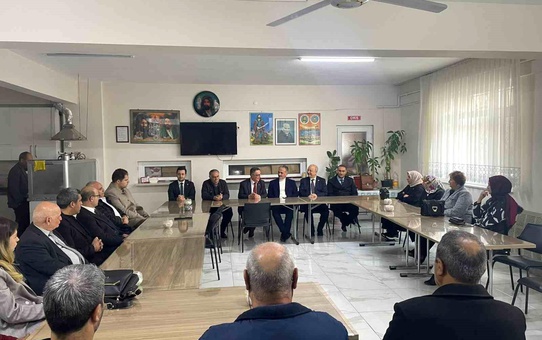 BBP Genel Başkan Yardımcıları Gemlik Hünkar Hacı Bektaş Veli Cem Evi'ni Ziyaret Etti