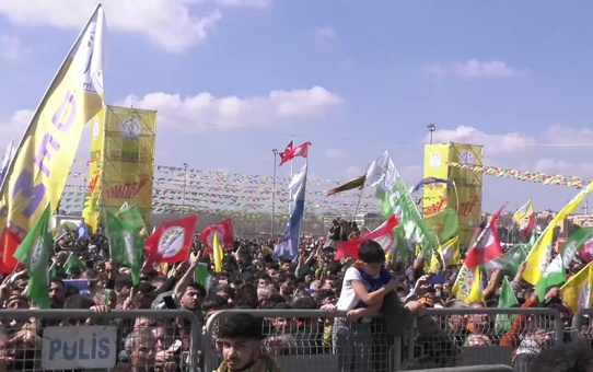 Nevruz Kutlamalarında İktidar Eleştirisi