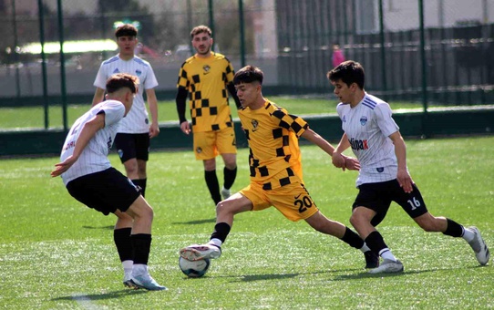 Kocasinan Şimşekspor Süper U18 Ligi Şampiyonu