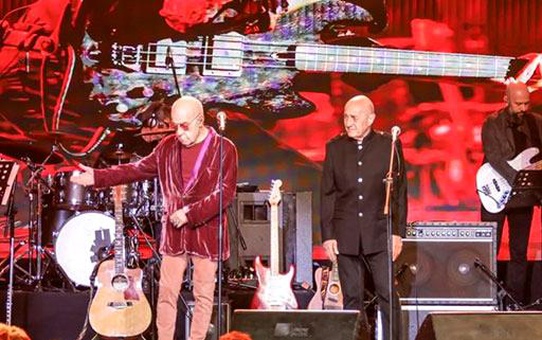 Mazhar-Fuat-Özkan Uğur'un Anısına İlk Konserlerini Verdiler