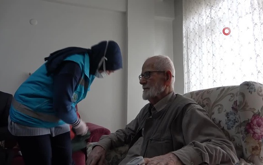9 ayda 80 yaş ve üzeri bin hastaya evde sağlık hizmeti