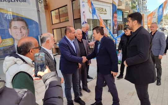 AK Parti Antalya Milletvekili Kemal Çelik Elmalı'da ziyaretlerde bulundu