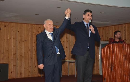 Demokrat Parti Genel Başkanı Gültekin Uysal, Bolu'nun Mengen ilçesinde iftar programına katıldı