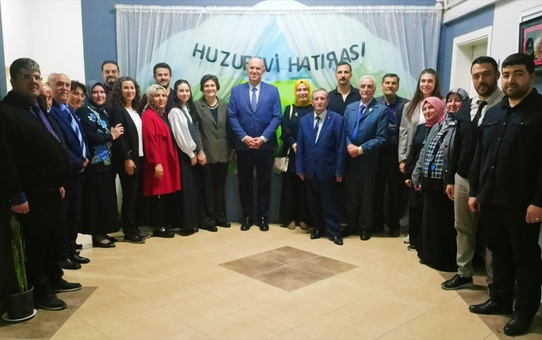 Hendek'te Yaşlılara Saygı Haftası İftar Programı Düzenlendi