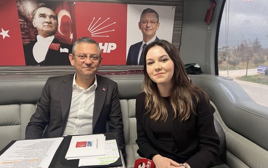 CHP Genel Başkanı Özel Anka'ya Konuştu: 'Bakanlardan Medet Umuyorlar. Bu Erdoğan'ın Yeni Rejiminin Çuvalladığını Gösteren Bir İtiraf'