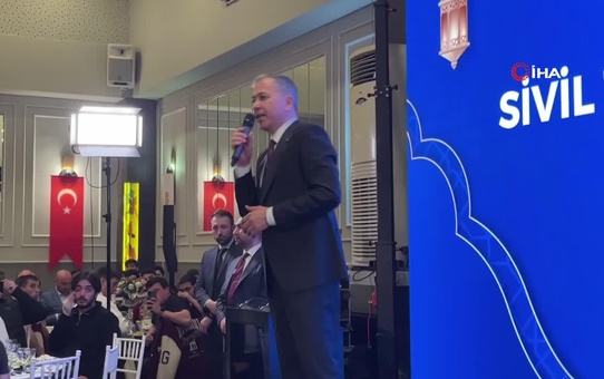 İçişleri Bakanı Ali Yerlikaya Bandırma'da iftar programına katıldı