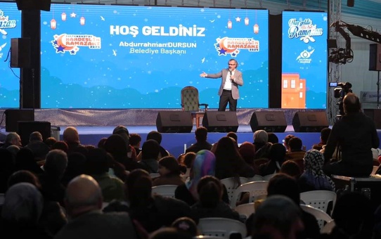 Sultangazi Belediyesi Ramazan etkinliklerinde Yazar Sıtkı Aslanhan'ı ağırladı
