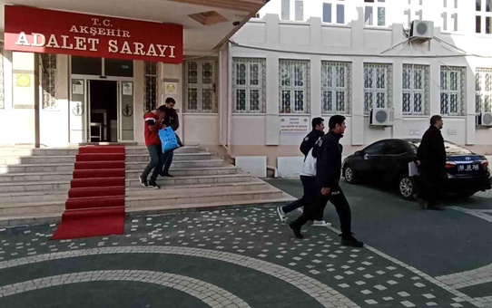 Akşehir'de Avukat Ayağından Vuruldu, 2 Şüpheli Tutuklandı