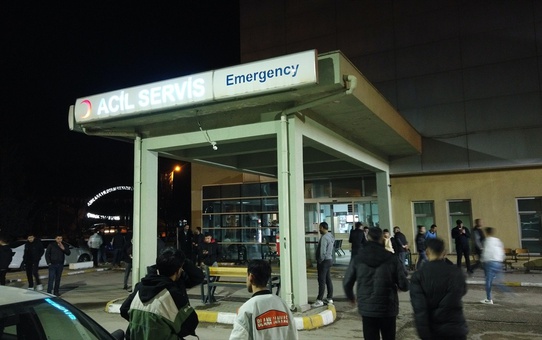 Ankara Çubuk'ta Motosiklet Kazası: 3 Kişi Yaralandı
