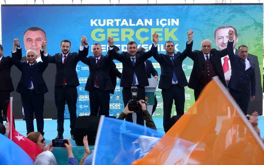 Cumhurbaşkanı Yardımcısı Cevdet Yılmaz Siirt'te miting düzenledi