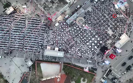 Kestel Belediyesi'nden 9 bin kişilik sokak iftarı
