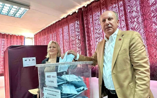 Muharrem İnce Ankara'da oyunu kullandı