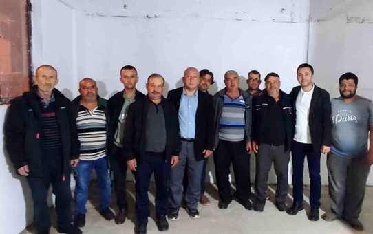 İlyasdere Mahallesi'nin mevcut muhtarı Tuncay Öztürk yeniden seçildi