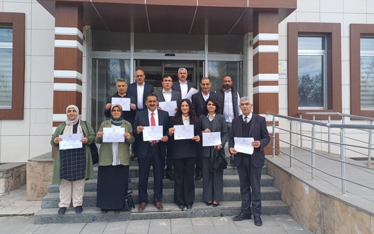 Ahmet Kenan Türker, Malazgirt Belediye Başkanı olarak mazbatasını aldı